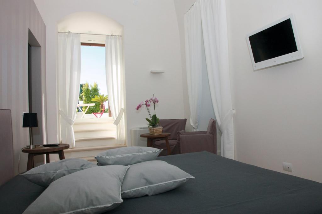 Villa Fornari Resort Bisceglie Eksteriør billede