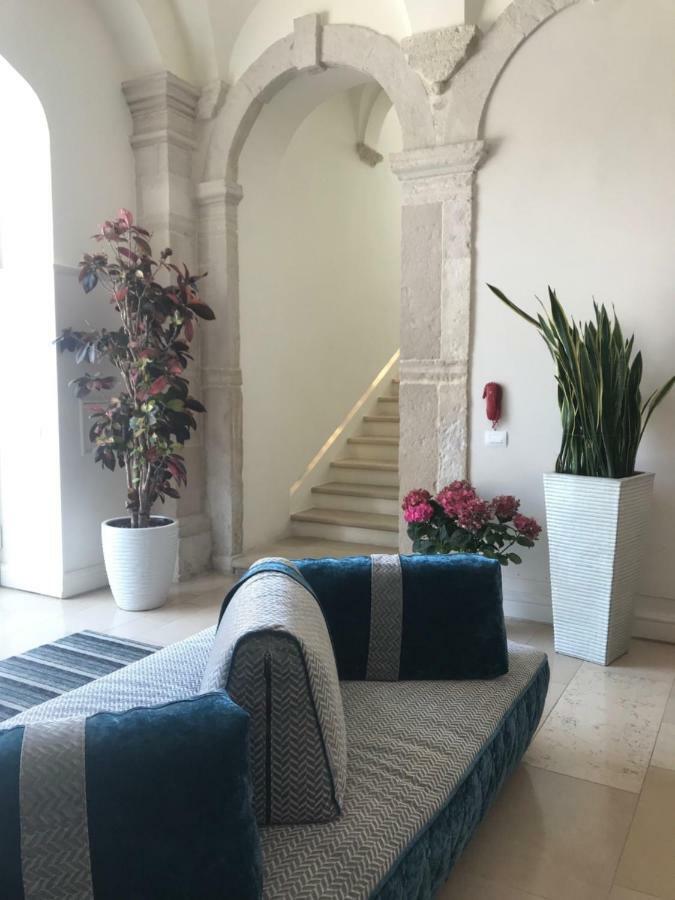 Villa Fornari Resort Bisceglie Eksteriør billede